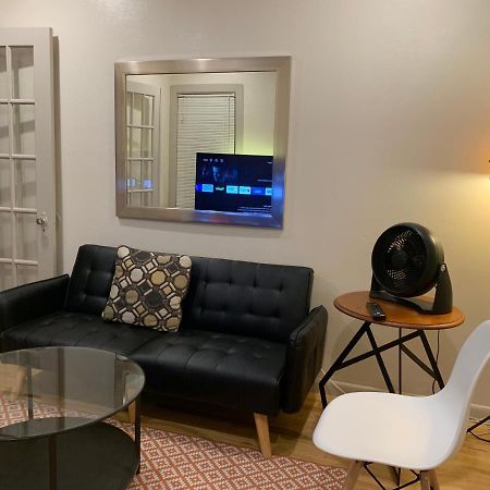 125-#4 Downtown Cozy Upstairs One Bedroom Apt San Antonio Eksteriør billede