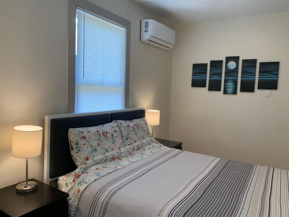 125-#4 Downtown Cozy Upstairs One Bedroom Apt San Antonio Eksteriør billede
