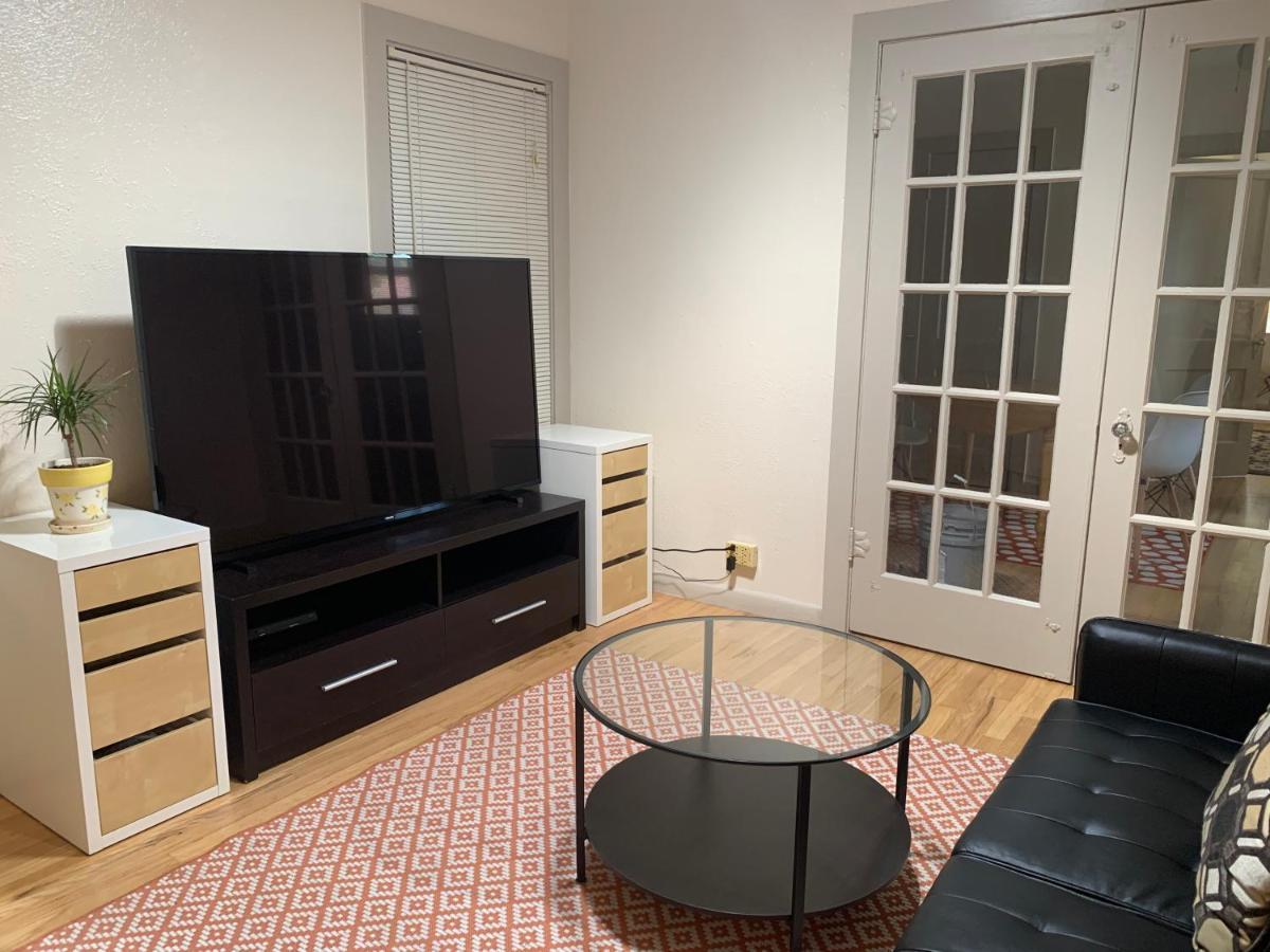 125-#4 Downtown Cozy Upstairs One Bedroom Apt San Antonio Eksteriør billede