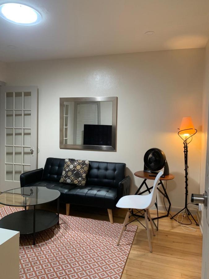 125-#4 Downtown Cozy Upstairs One Bedroom Apt San Antonio Eksteriør billede