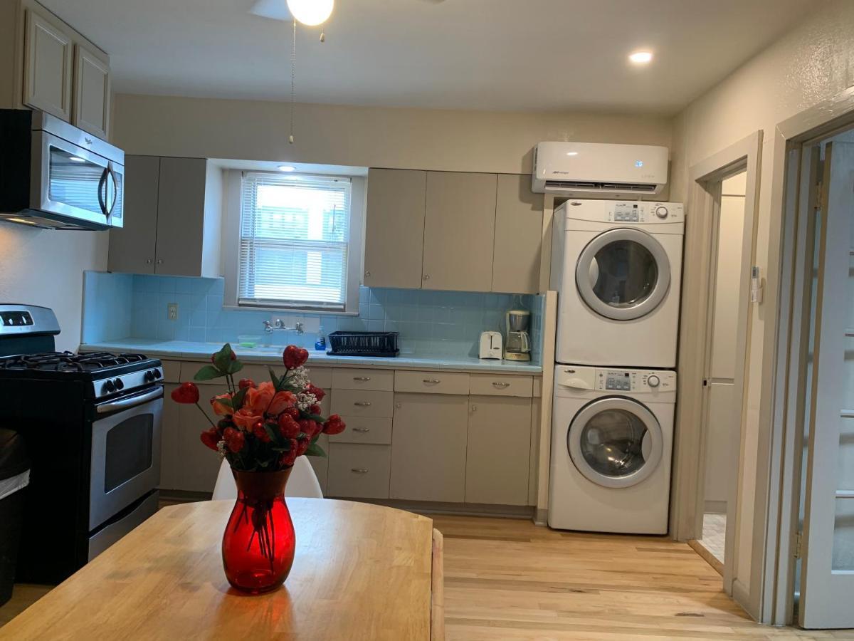 125-#4 Downtown Cozy Upstairs One Bedroom Apt San Antonio Eksteriør billede