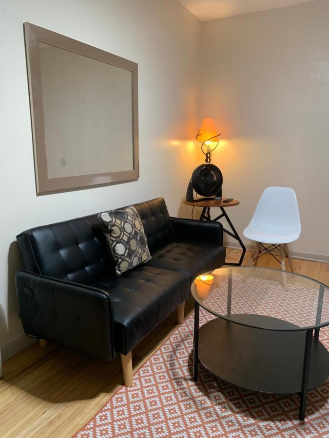 125-#4 Downtown Cozy Upstairs One Bedroom Apt San Antonio Eksteriør billede